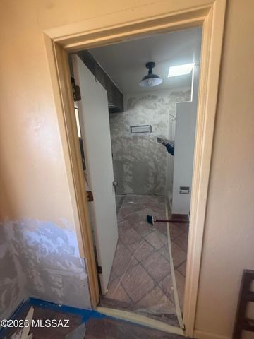 1031 W Calle Santiago, Sahuarita, AZ 85629