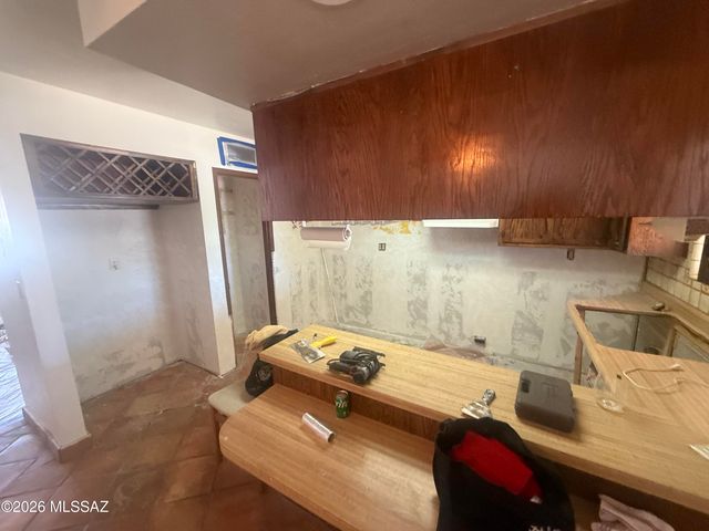 1031 W Calle Santiago, Sahuarita, AZ 85629