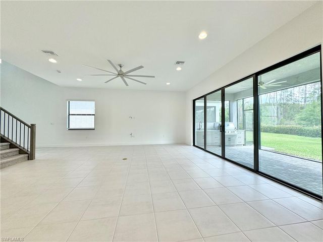 20370 Fair Oak LN, Estero, FL 33928