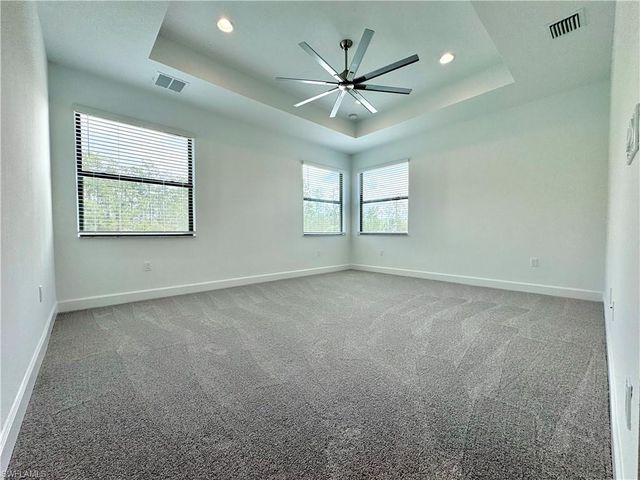 20370 Fair Oak LN, Estero, FL 33928