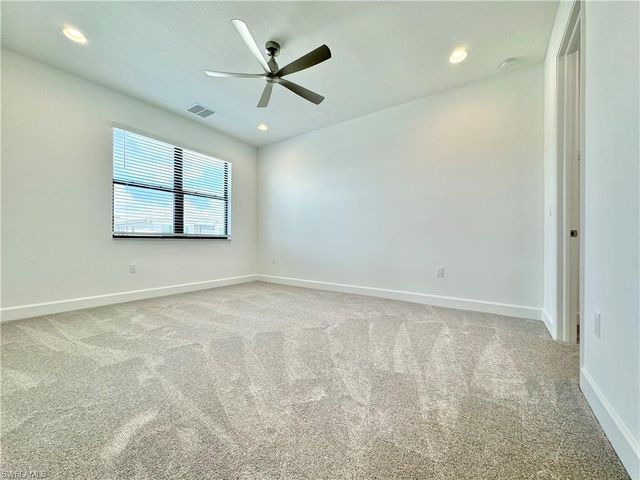 20370 Fair Oak LN, Estero, FL 33928