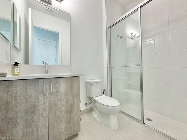 20370 Fair Oak LN, Estero, FL 33928