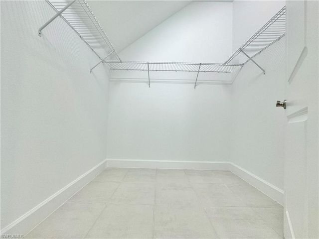 20370 Fair Oak LN, Estero, FL 33928