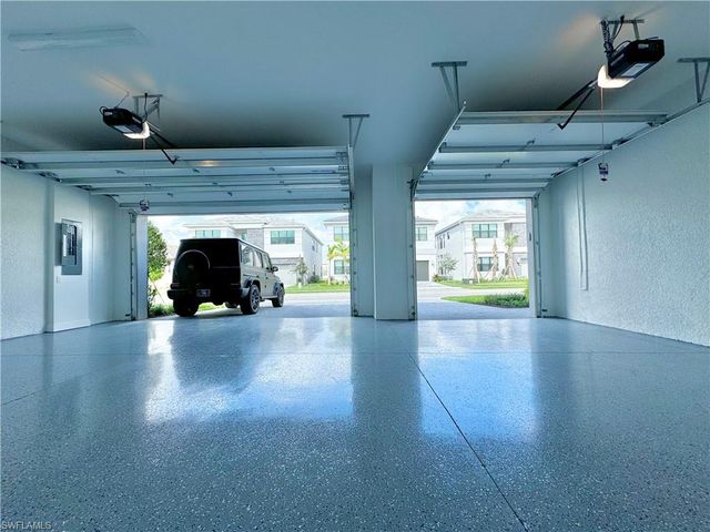 20370 Fair Oak LN, Estero, FL 33928