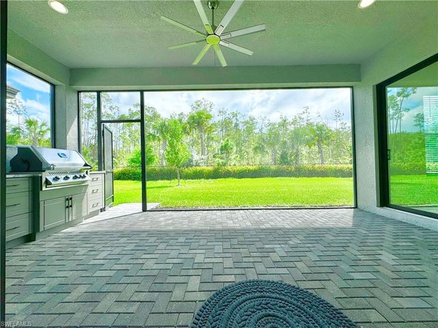 20370 Fair Oak LN, Estero, FL 33928
