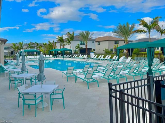 20370 Fair Oak LN, Estero, FL 33928