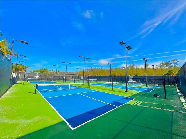 20370 Fair Oak LN, Estero, FL 33928