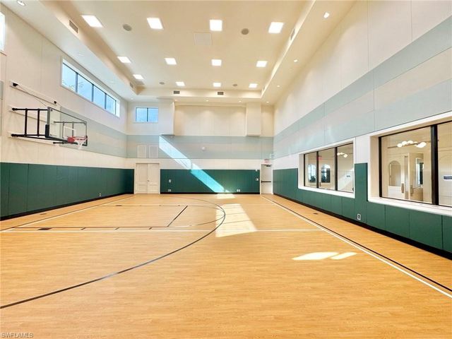 20370 Fair Oak LN, Estero, FL 33928