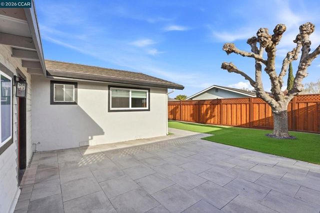 807 Crane Ave, Livermore, CA 94551