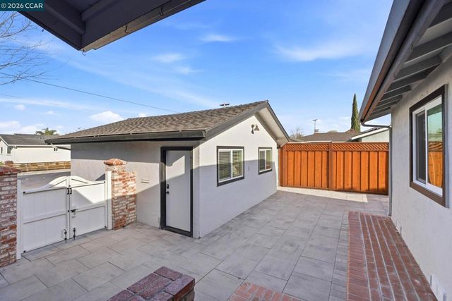 807 Crane Ave, Livermore, CA 94551