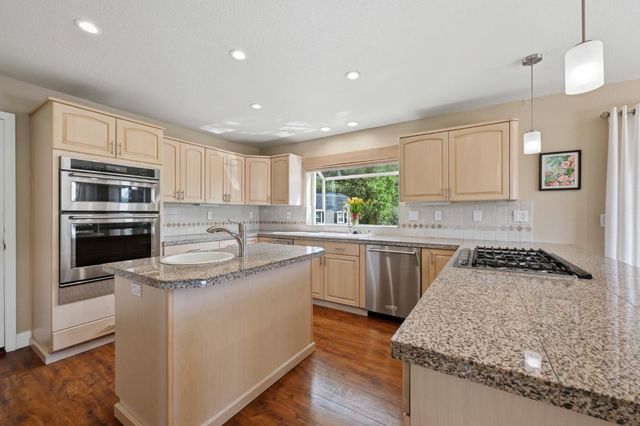 1181 Old Rock Bridge Rd, Placerville, CA 95667