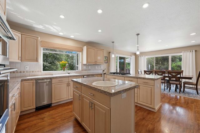 1181 Old Rock Bridge Rd, Placerville, CA 95667