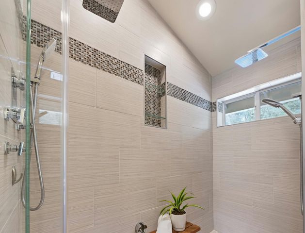 1181 Old Rock Bridge Rd, Placerville, CA 95667