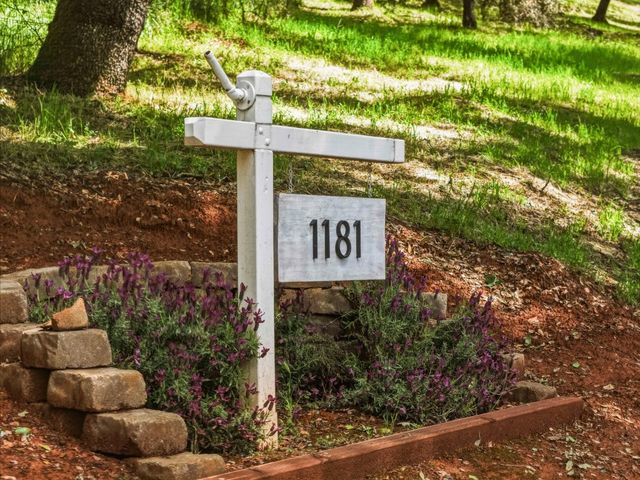 1181 Old Rock Bridge Rd, Placerville, CA 95667