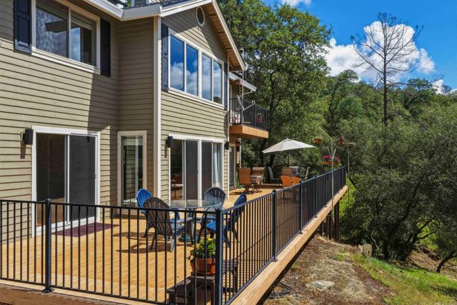 1181 Old Rock Bridge Rd, Placerville, CA 95667