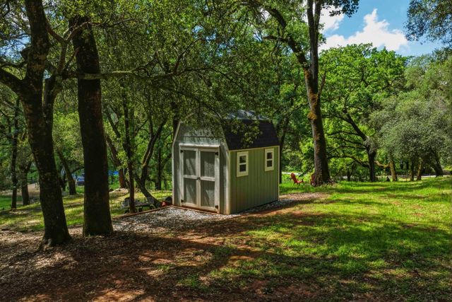 1181 Old Rock Bridge Rd, Placerville, CA 95667