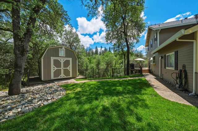 1181 Old Rock Bridge Rd, Placerville, CA 95667