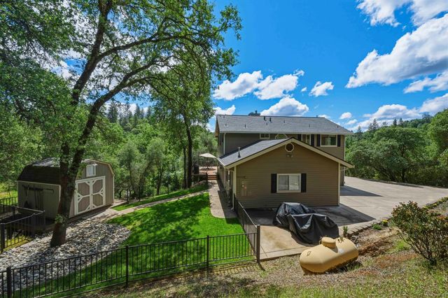 1181 Old Rock Bridge Rd, Placerville, CA 95667