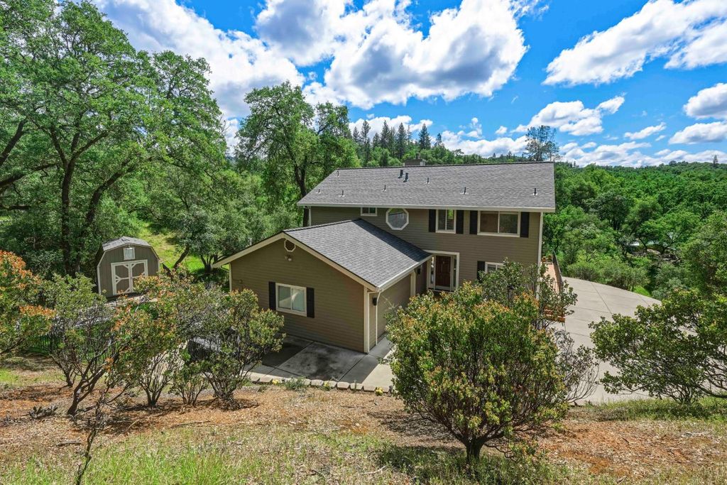 1181 Old Rock Bridge Rd, Placerville, CA 95667