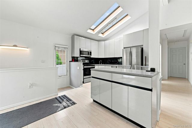 128 Walnut Road, Kings Park, NY 11754