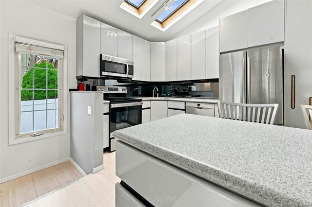 128 Walnut Road, Kings Park, NY 11754