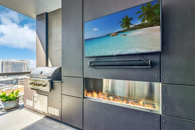 3107 Peachtree NE Road 1504, Atlanta, GA 30305