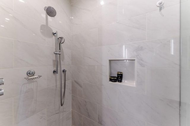 3107 Peachtree NE Road 1504, Atlanta, GA 30305