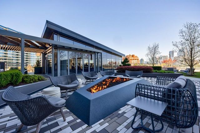 3107 Peachtree NE Road 1504, Atlanta, GA 30305