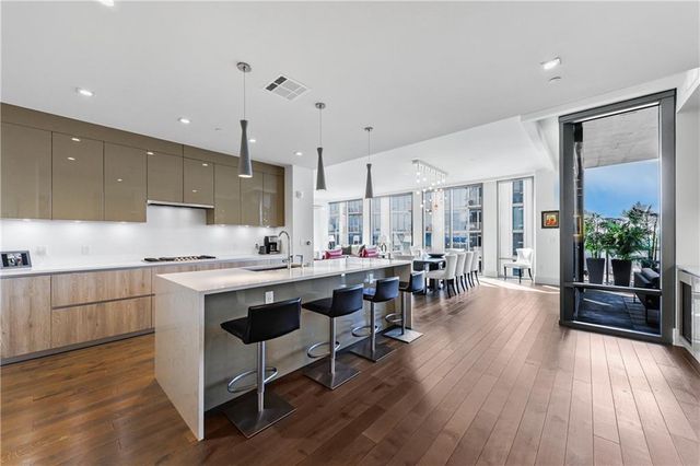 3107 Peachtree NE Road 1504, Atlanta, GA 30305