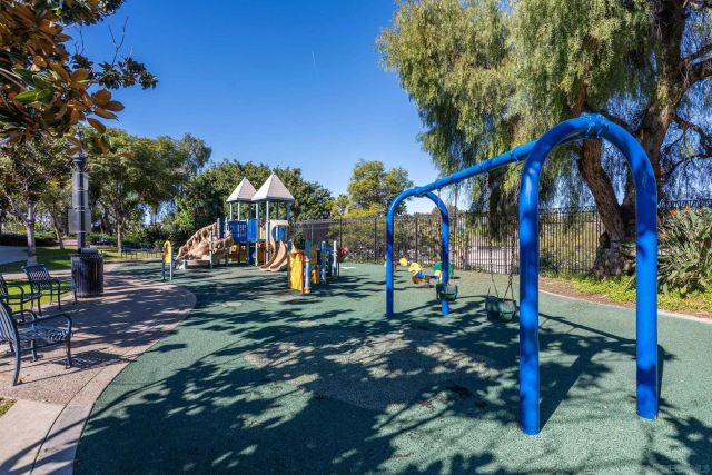 889 Date St 214, San Diego, CA 92101