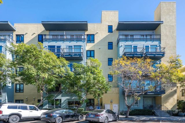 889 Date St 214, San Diego, CA 92101