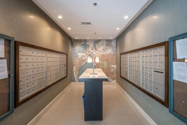 889 Date St 214, San Diego, CA 92101