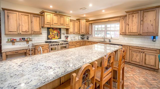 2221 SW 28th Way, Fort Lauderdale, FL 33312