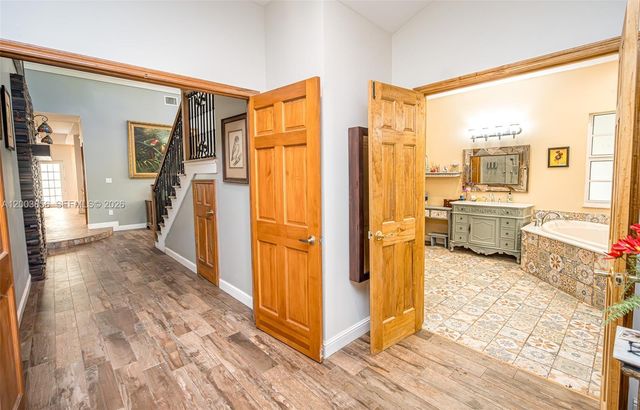 2221 SW 28th Way, Fort Lauderdale, FL 33312