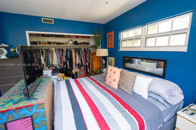 2221 SW 28th Way, Fort Lauderdale, FL 33312