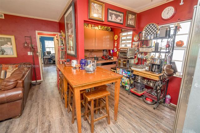 2221 SW 28th Way, Fort Lauderdale, FL 33312