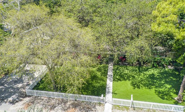 2221 SW 28th Way, Fort Lauderdale, FL 33312