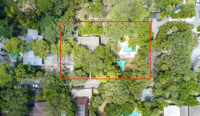 2221 SW 28th Way, Fort Lauderdale, FL 33312