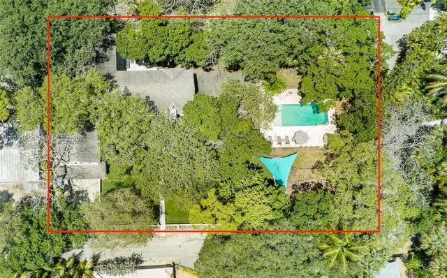 2221 SW 28th Way, Fort Lauderdale, FL 33312