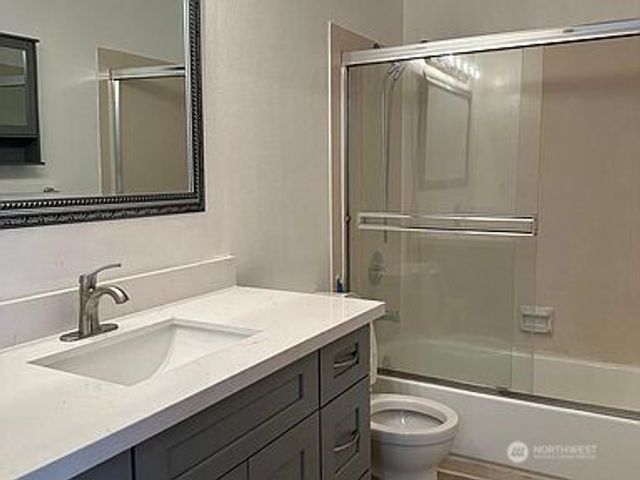 14020 SE 8th Street, Bellevue, WA 98007