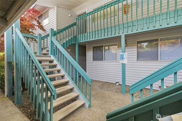 14020 SE 8th Street, Bellevue, WA 98007