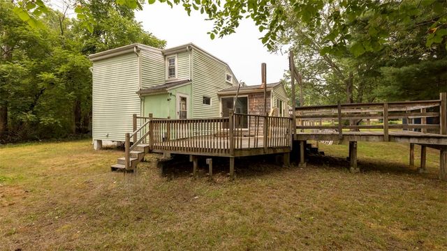 101 Pine Grove Avenue, Bellingham, MA 02019