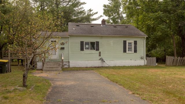101 Pine Grove Avenue, Bellingham, MA 02019