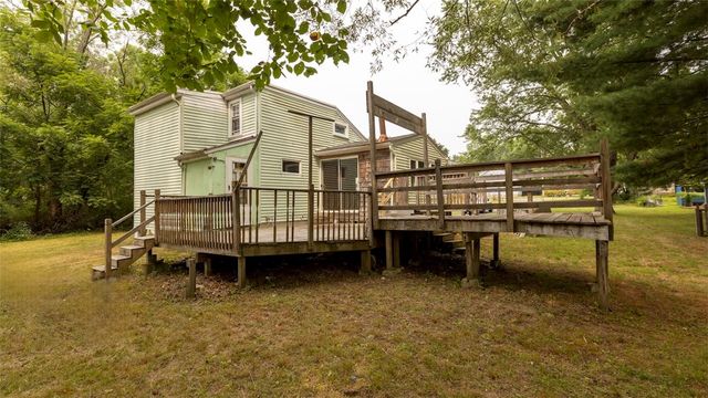 101 Pine Grove Avenue, Bellingham, MA 02019