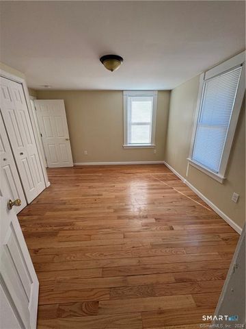 55 Simpson Street 2, Hartford, CT 06112