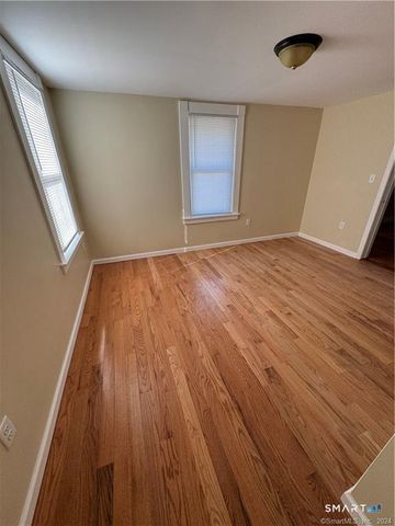 55 Simpson Street 2, Hartford, CT 06112