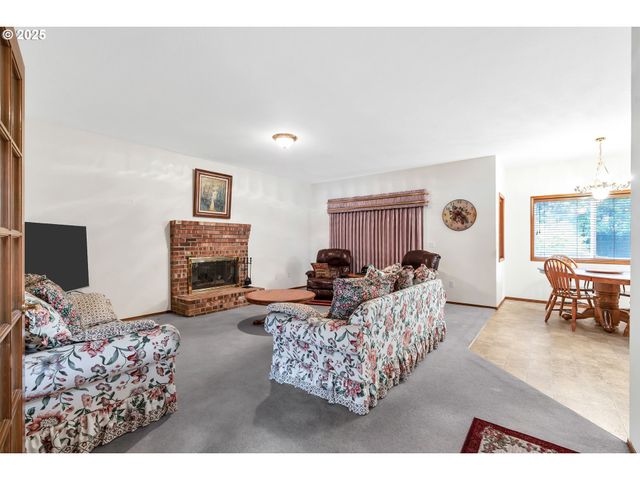 7829 Sw 174TH Pl, Beaverton, OR 97007