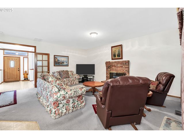 7829 Sw 174TH Pl, Beaverton, OR 97007