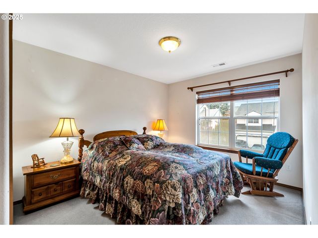 7829 Sw 174TH Pl, Beaverton, OR 97007