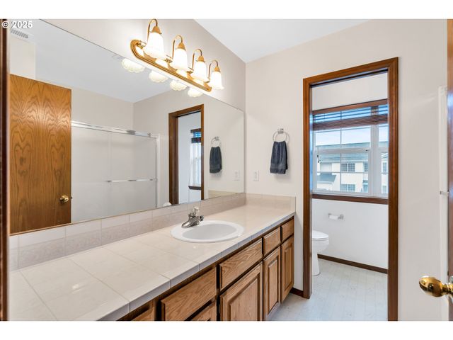 7829 Sw 174TH Pl, Beaverton, OR 97007